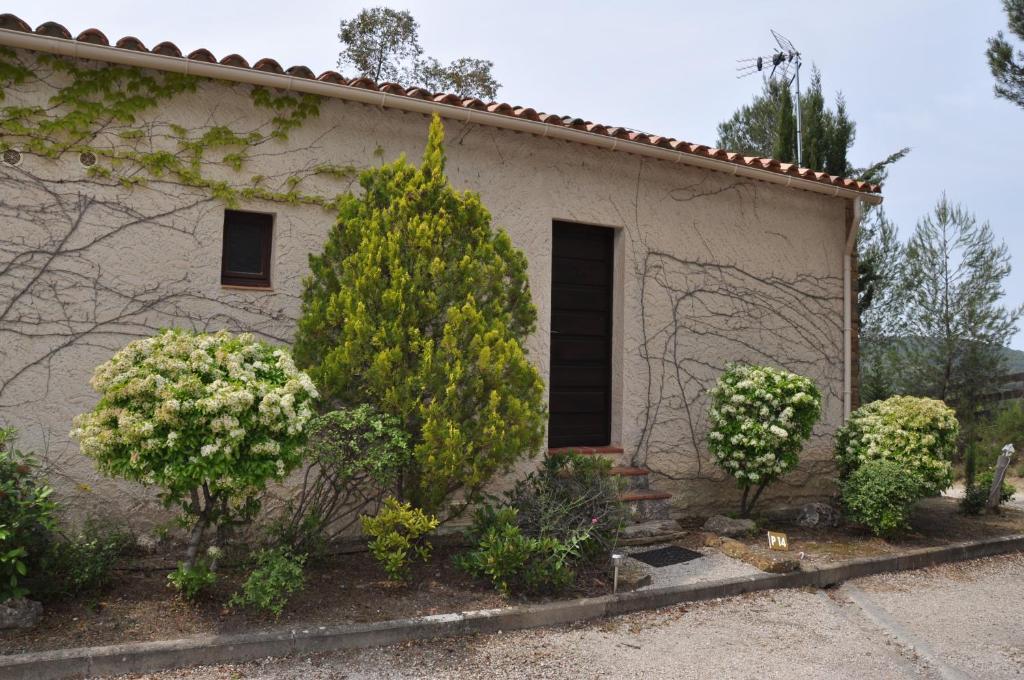 La Cigaliere Otel Le Beausset Oda fotoğraf