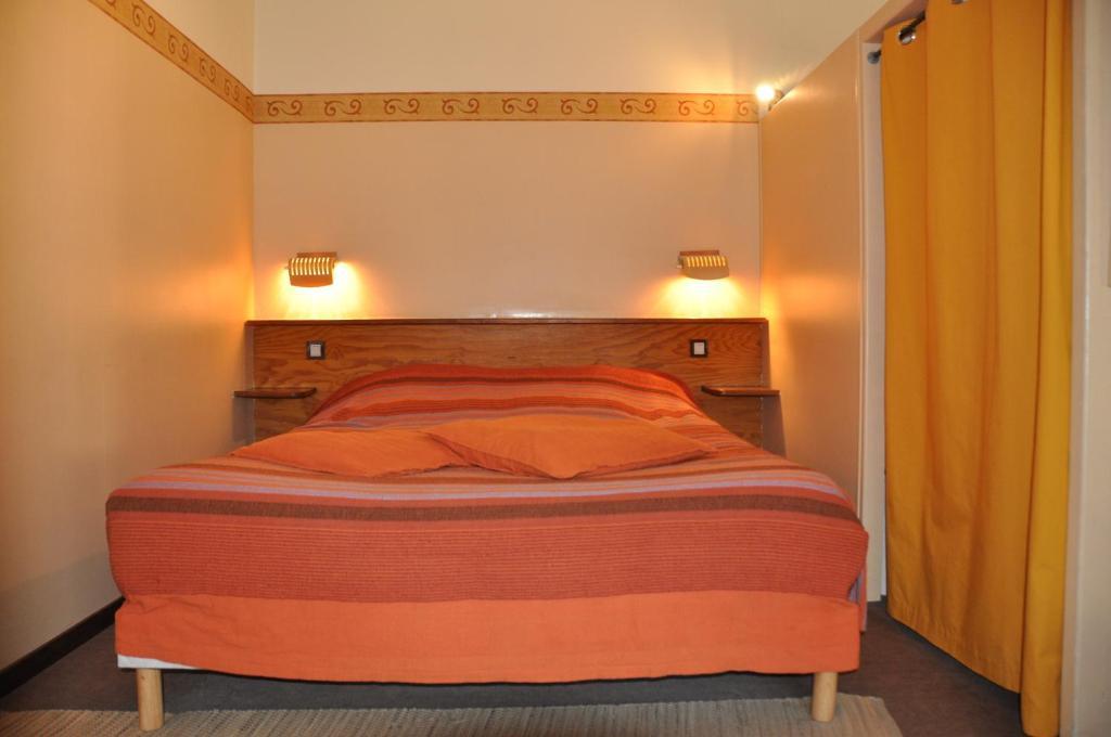 La Cigaliere Otel Le Beausset Oda fotoğraf